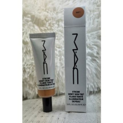 M.A.C. Strobe Dewy Skin Tint 30ml