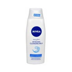 Nivea Refreshing Cleansing Milk For Normal To Combination Skin 200 Ml